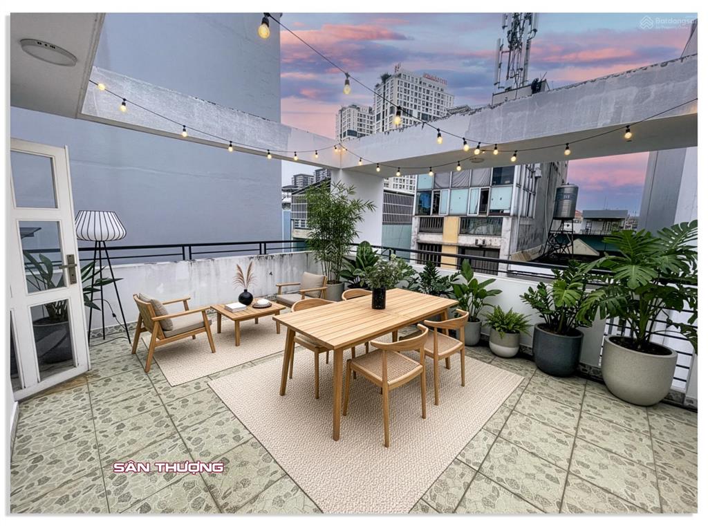 4 tầng 152.5m2, đường nhựa rộng 8m góc nguyễn thị thập  huỳnh tấn phát  quận 7