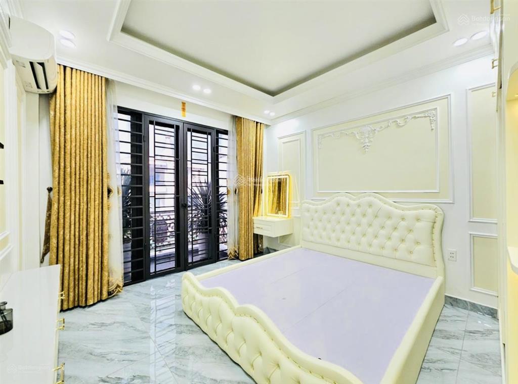 Nhà hậu giang quận 6 gần chợ phú định  hẻm xe hơi  72m2  3 tầng  9.5 tỉ