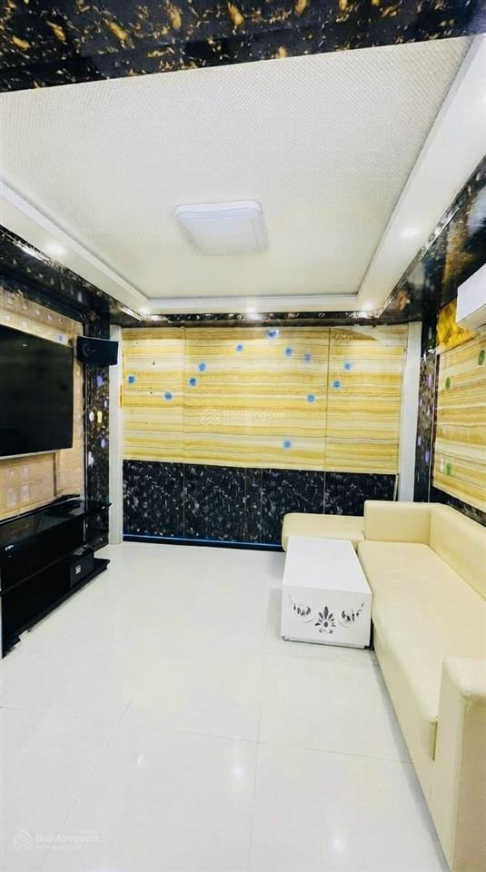 Nhà 5 tầng thang máy hương lộ 2, gần khu tên lửa, 78m2, hẻm xe hơi, 6pn, giá 8,5 tỷ tl