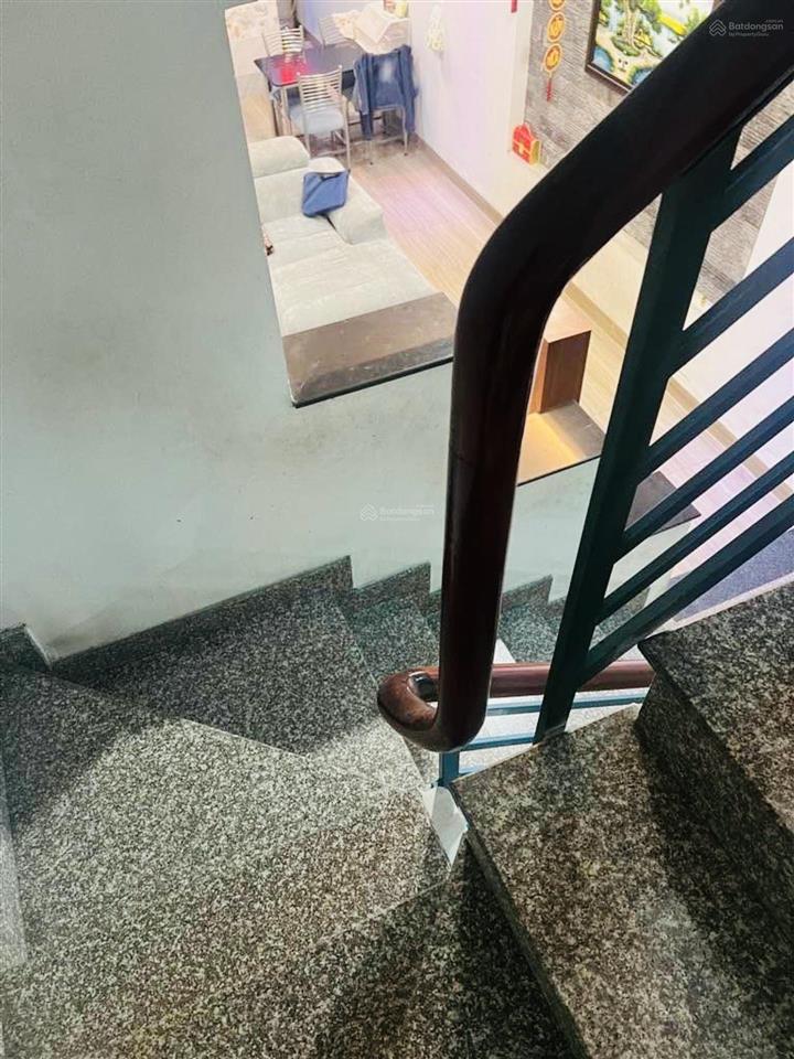 Bán nhà khu y tế kỹ thuật cao 108m, 4 tầng, hẻm 6m ô tô, sát mt, gần aeon mall, chỉ 7,5 tỷ