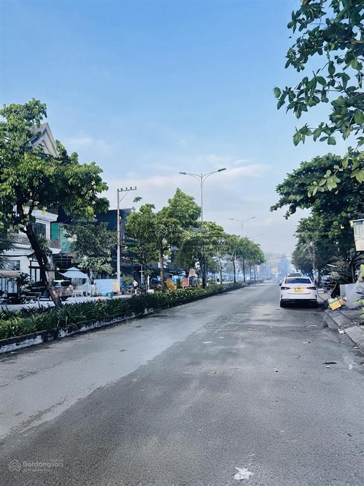 Bán nhà khu y tế kỹ thuật cao 108m, 4 tầng, hẻm 6m ô tô, sát mt, gần aeon mall, chỉ 7,5 tỷ