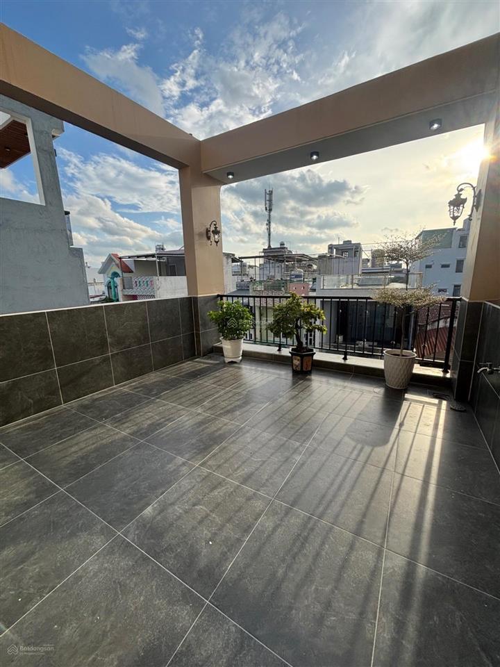 Nhà đình nghi xuân 68m, 4 tầng, 4pn, ô tô vào nhà, gần chợ bốn xã, giá 8,99 tỷ