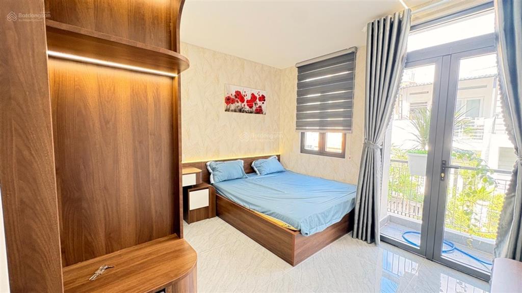 Nhà đường số 18 bình tân  hẻm 7m thông  69m2  5 tầng full nội thất  4pn  chỉ 7,5 tỉ