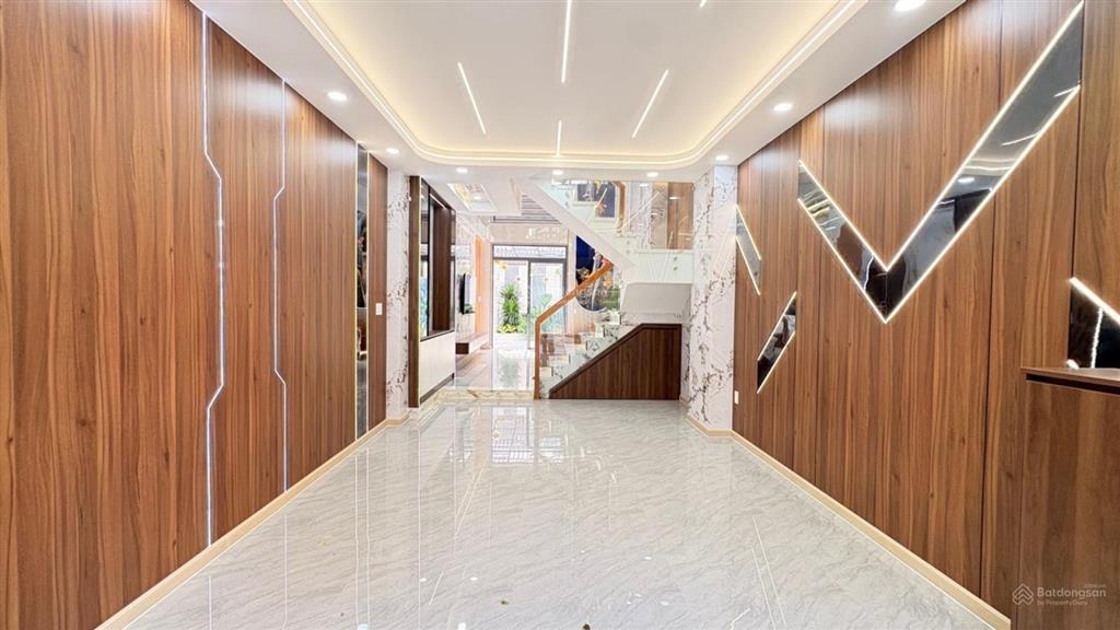 Nhà đường số 18 bình tân  hẻm 7m thông  69m2  5 tầng full nội thất  4pn  chỉ 7,5 tỉ