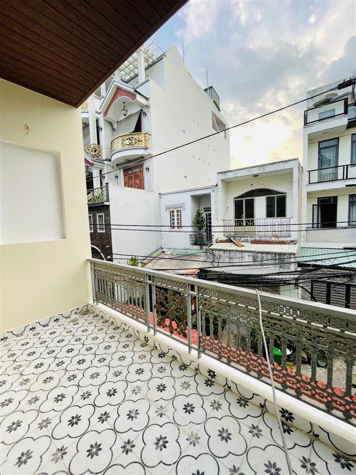 Nhà đình nghi xuân bình tân gần ngã tư 4 xã, tân phú, hẻm xe hơi 7m thông, 77m2, 3 tầng, 4pn, 7.8 t