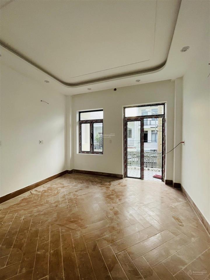Nhà đình nghi xuân bình tân gần ngã tư 4 xã, tân phú, hẻm xe hơi 7m thông, 77m2, 3 tầng, 4pn, 7.8 t