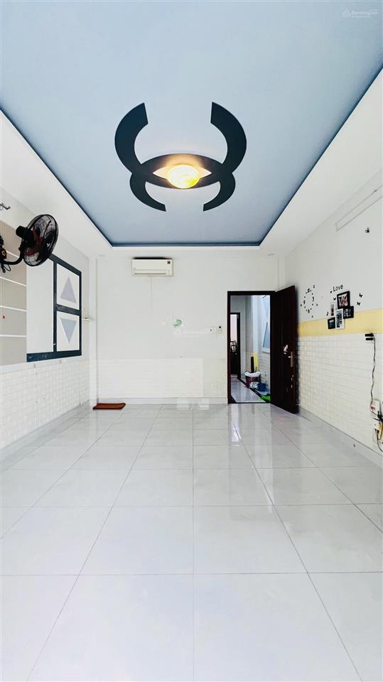 Nhà 2 mặt tiền đường xe hơi 6m kdc nam hùng vương  đúc 4 tầng btct  80m2  4pn  chỉ 7.5 tỉ