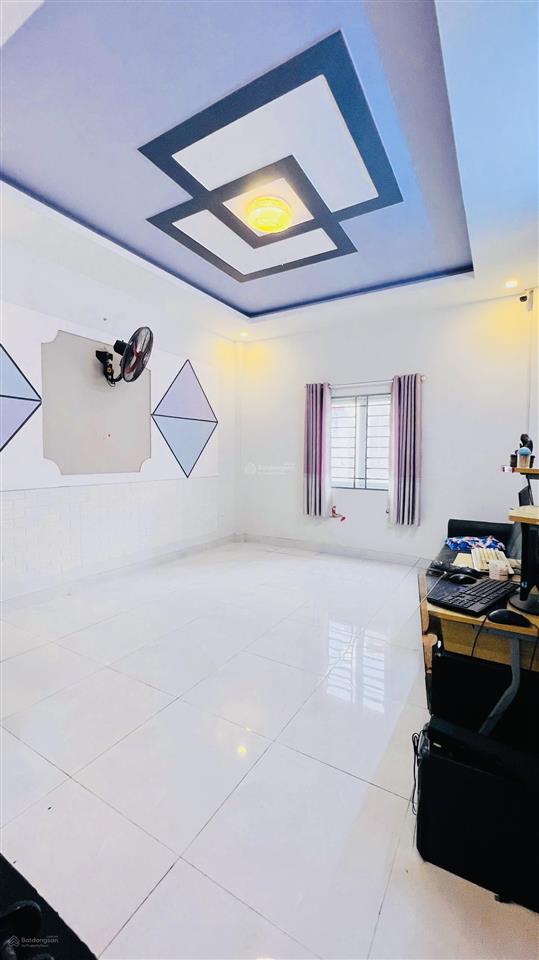 Nhà 2 mặt tiền đường xe hơi 6m kdc nam hùng vương  đúc 4 tầng btct  80m2  4pn  chỉ 7.5 tỉ