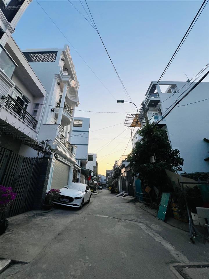 Bán nhà góc 2 mặt tiền huỳnh tấn phát nhà bè giá 8.2 tỷ