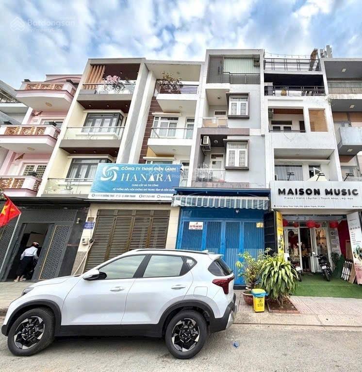 Bán nhà riêng, 100m2, xây 5 lầu, gần nguyễn thị thập quận 7, 140triệu/m2