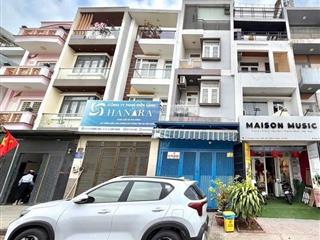 Bán nhà riêng, 100m2, xây 5 lầu, gần nguyễn thị thập quận 7, 140triệu/m2