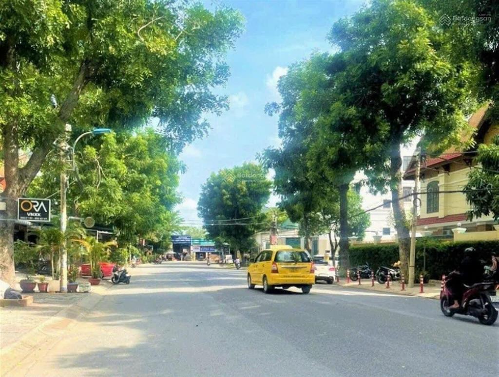 Bán nhàmặt tiền tân quyquận 7ngang 5mdòng tiền sẵngiá nhỉnh 20,2tỷ