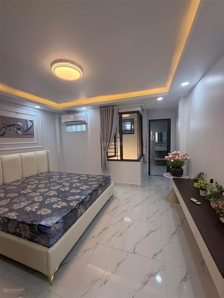 Bán nhà5 tầng mới tinh hẻm xe hơi tránh sát vách phú mỹ hưng  full nội thất chỉ 6.1 tỷ