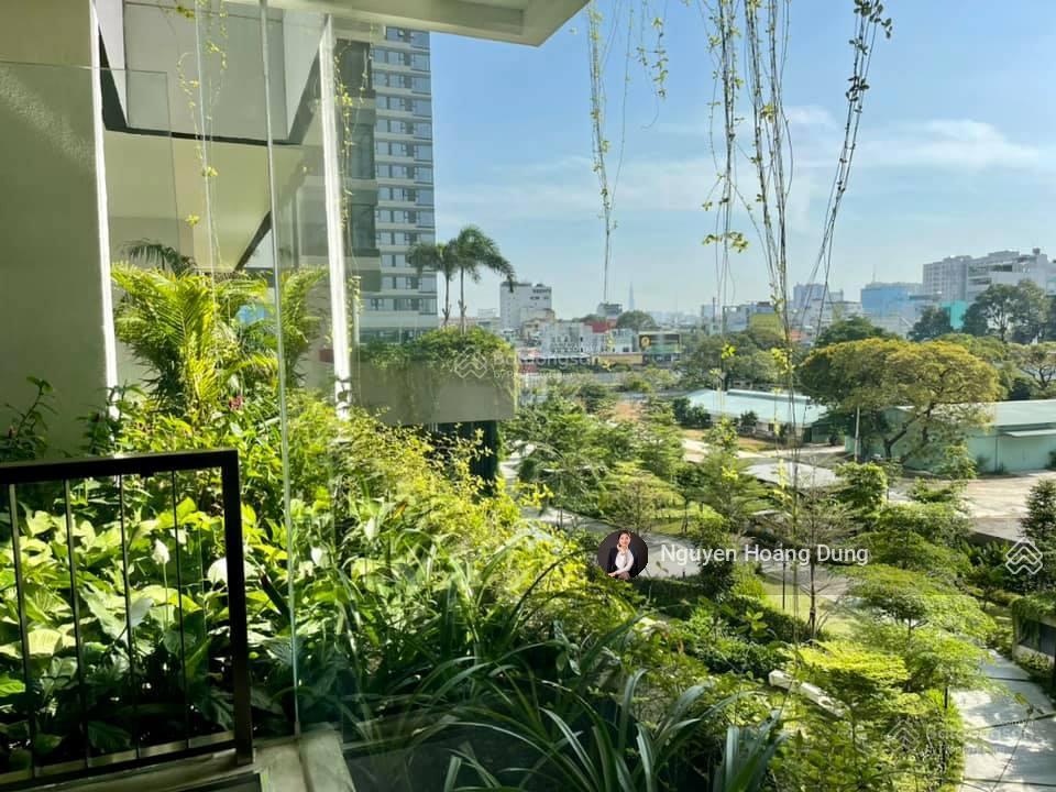 Chính chủ bán căn hộ 2 pn kingdom 101 lầu cao  giá 7 tỷ   xem nhà 0933 903 *** ms dung