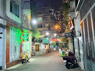 Nhỉnh 5tỷ  có nhà hxh  3 tầng  bê tông  quận 1  võ văn kiệt  p.cầu ông lãnh