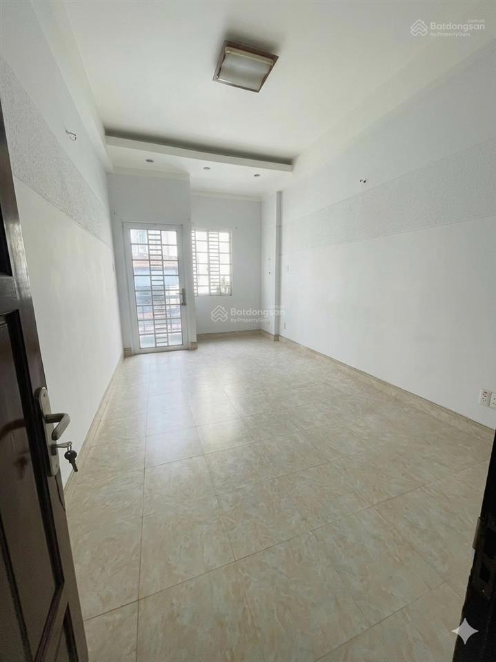 Bán nhà đẹpq.1 nguyễn cảnh trân  võ văn kiệt  4 tầng  25m2 vào ở ngay sổ riêng chỉ 8,2 tỷ