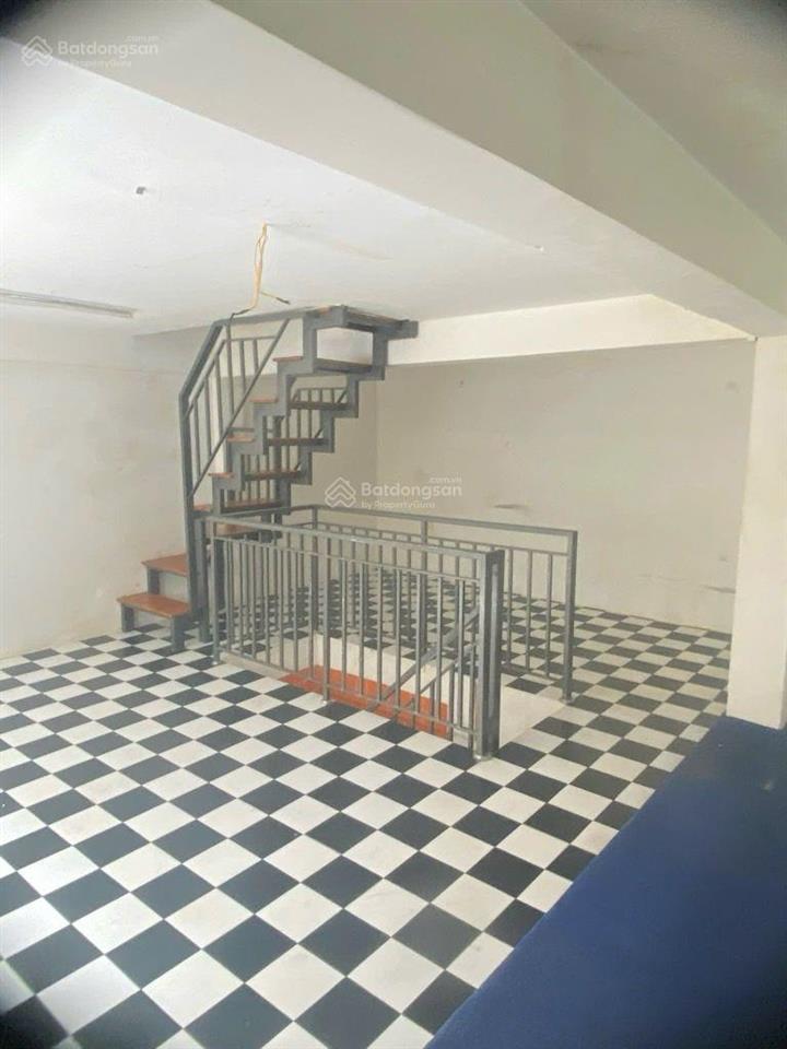 Bán căn hộ tầng 2 hiếm  mặt tiền trần hưng đạo 53m2 dòng tiền sẵn 10tr/th  sổ riêng  chỉ 3,99tỷ