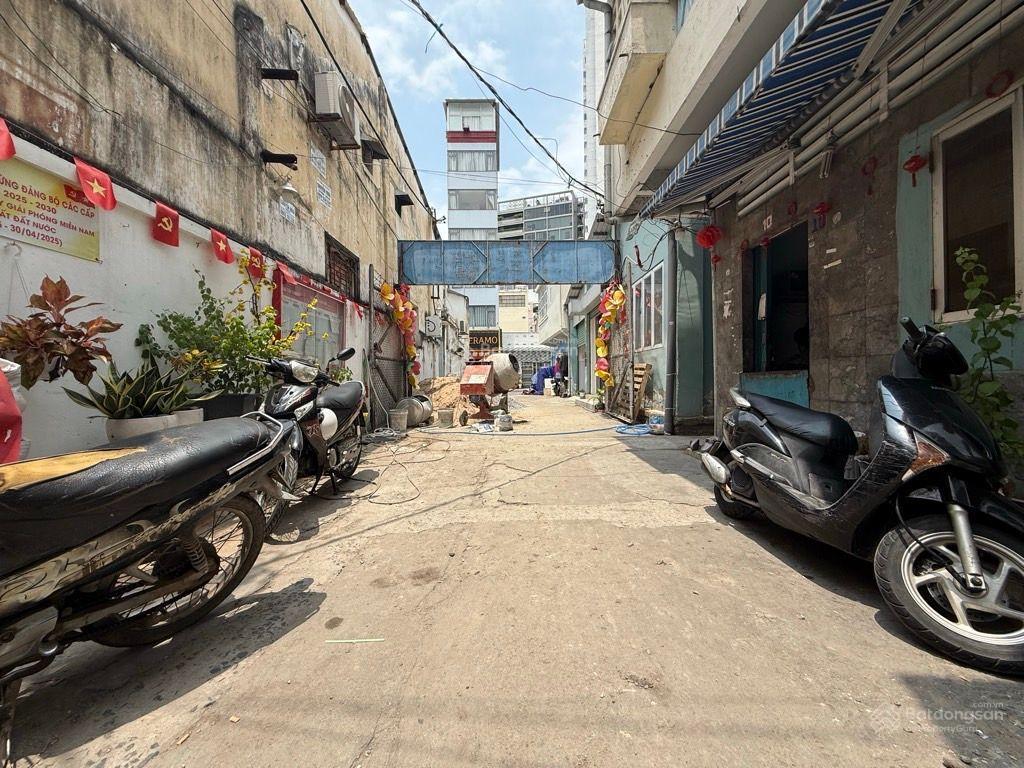 Bán nhà đẹp q1  hồ hảo hớn  trần hưng đạo 2 tầng 28 m2  sổ riêng nhỉnh 5 tỷ