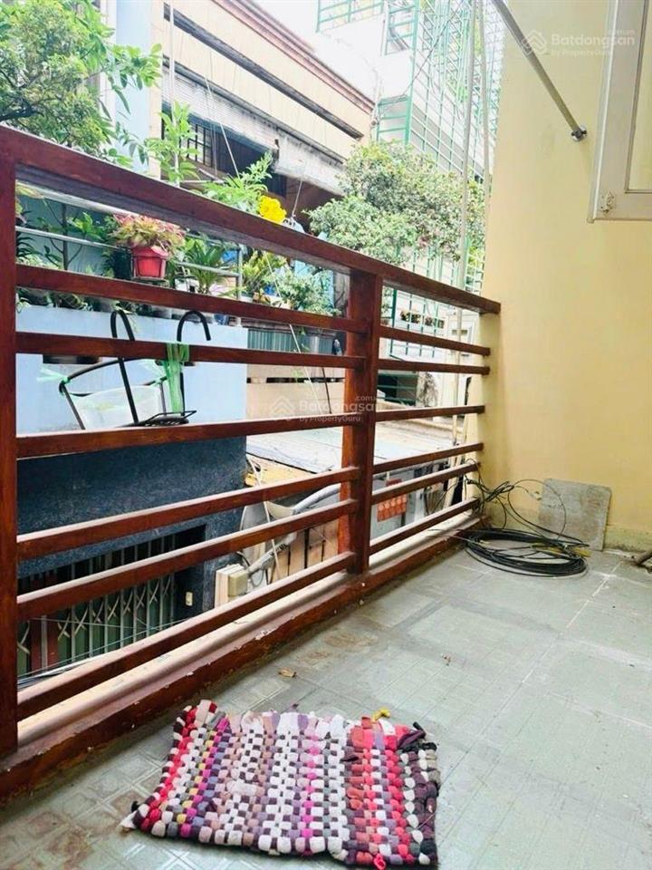 Bán nhà xinh  q1 trần hưng đạo 26m2  3 tầng  hẻm 3m  an ninh sổ riêng  chỉ hơn 5 tỷ