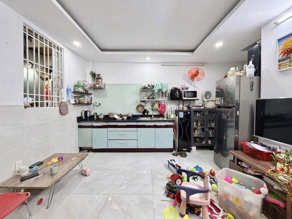 Bán nhà xinh  q1  cô bắc  sổ riêng vuông đẹp  23m2  5 tầng  an ninh  chỉ hơn 4 tỷ