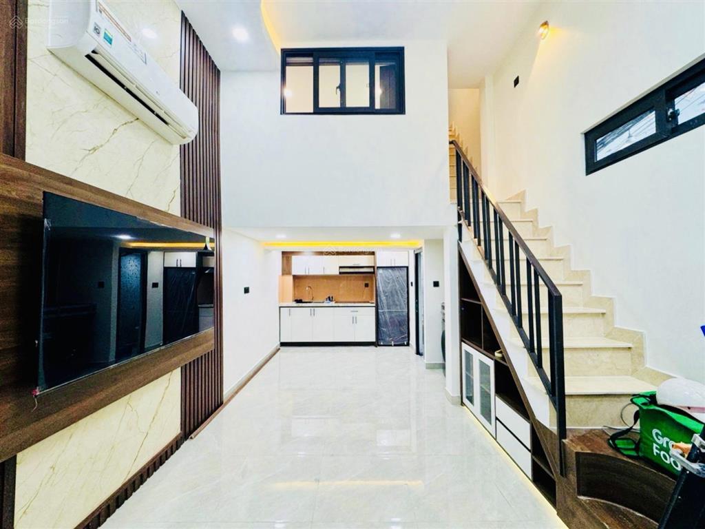 Bán nhà đẹp  q1  võ văn kiệt  3 tầng  full nội thất  28m2  sổ riêng  nhỉnh 6 tỷ