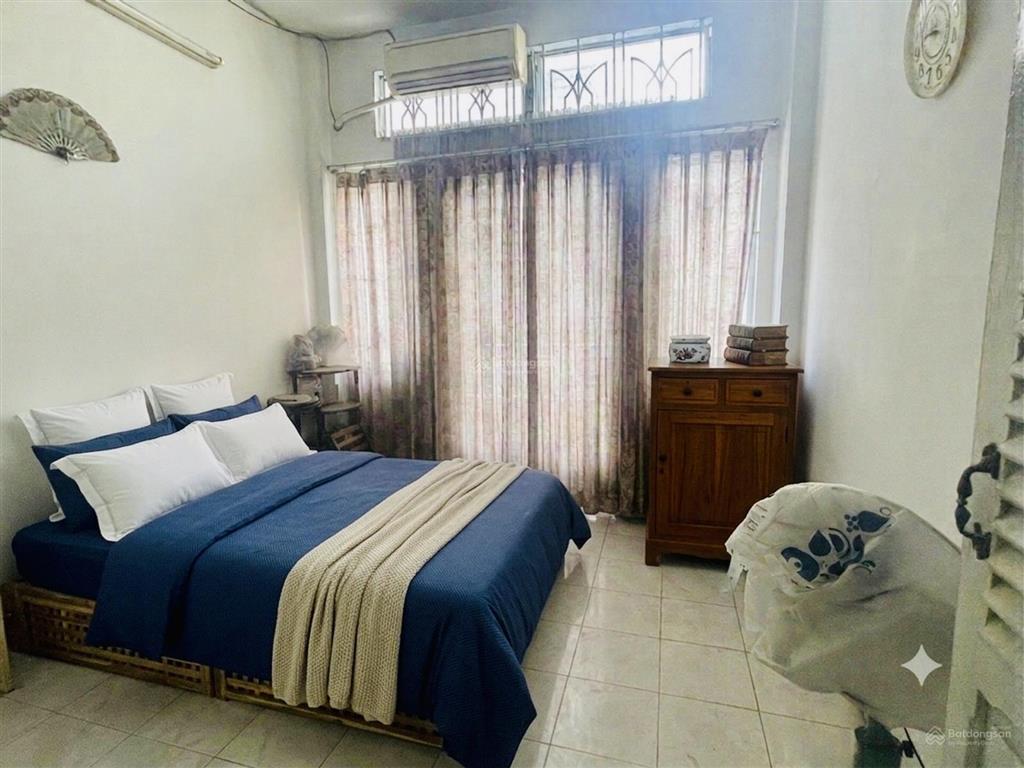 Bán nhà q1  phạm ngũ lão  27 m2  4 tầng  sổ riêng  chỉ 9,5 tỷ
