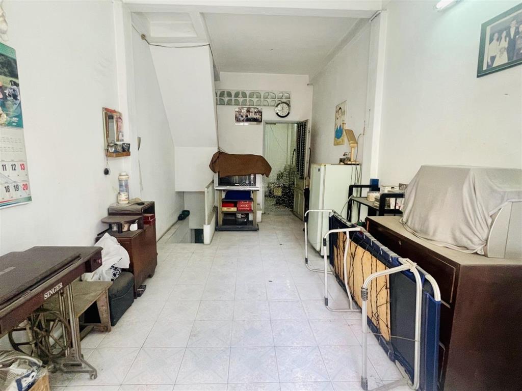 Bán nhà q1  phạm ngũ lão  27 m2  4 tầng  sổ riêng  chỉ 9,5 tỷ