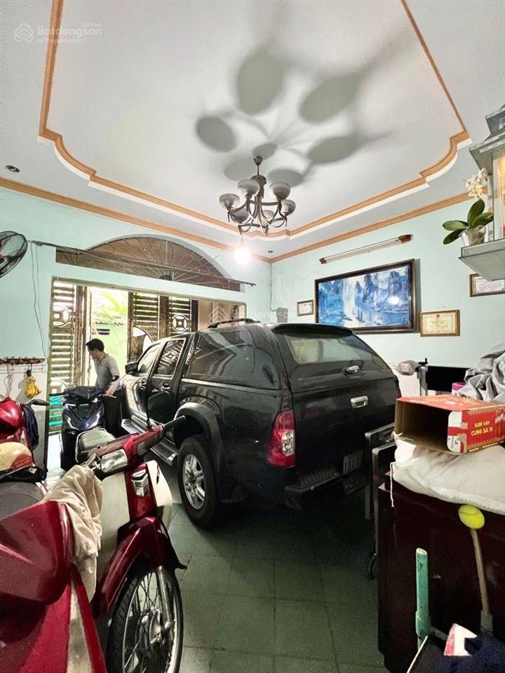 Mặt tiền gò dầu  90m2 hiếm ngang 4m5 3tầng  đường 12m  90tr/m2 10.x tỷ tl chủ gấp bán giảm 2 ty