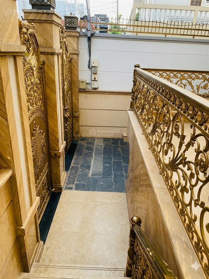 Nếu anh chị cần mua bđs đẳng cấp giá trị  độc đáo biệt phủ gần bàu cát nhẹ 40ty  ngang 12m 4tầng