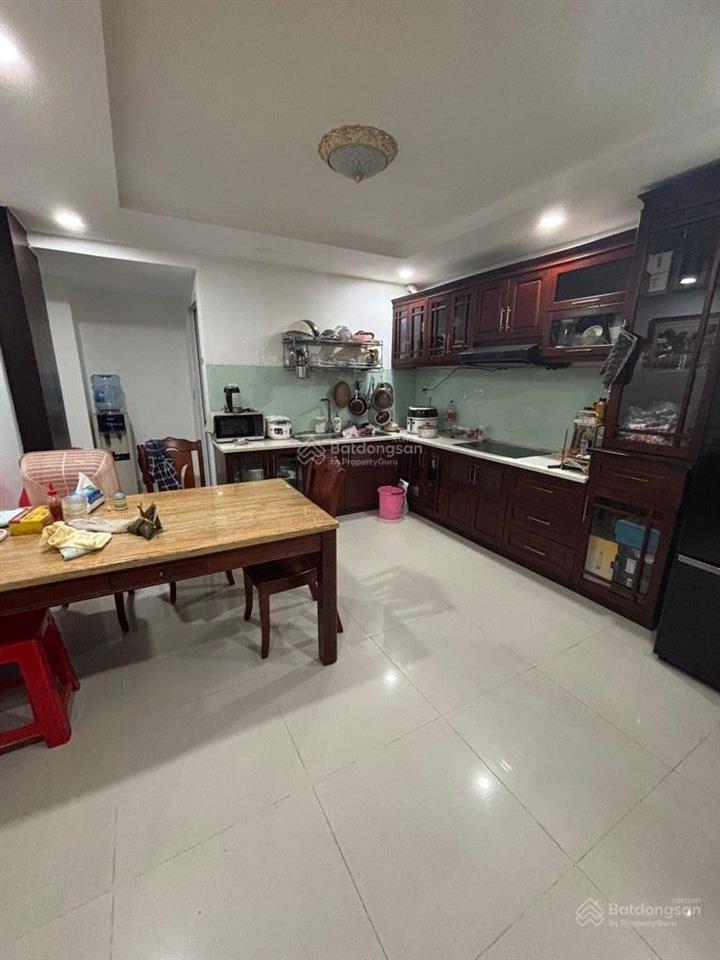 Mặt tiền gần âu cơ  70m2 vuông vức 4 tầng full nội thất 4m x 17m5 ôtô vào nhà vỉa hè 3m hơn 11 tỷ