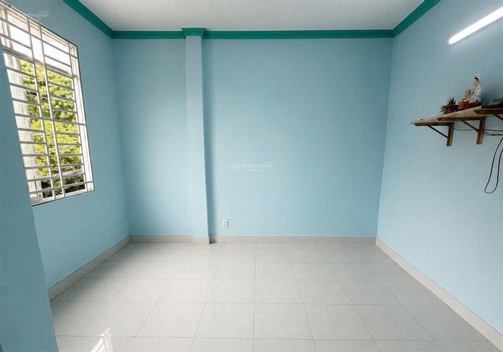 Mặt tiền gần công viên tô hiệu  giáp quận11 + 6 vỉa hè 5m ngang 5m nở hậu 80m2 chỉ 12 tỷ nhỉnh
