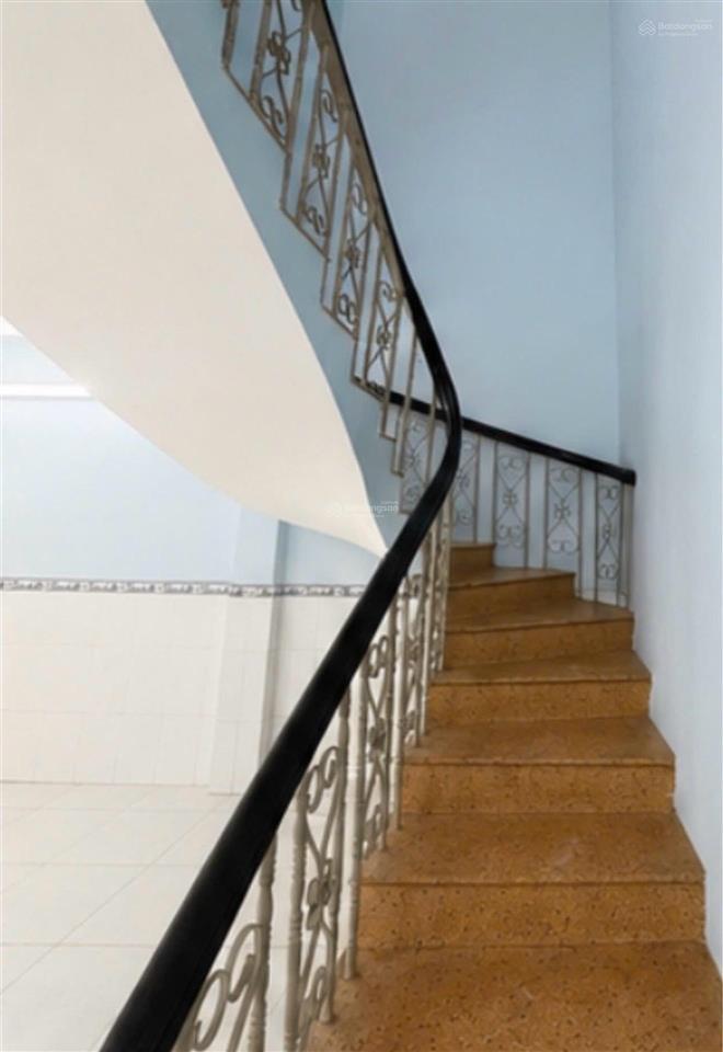 Mặt tiền gần công viên tô hiệu  giáp quận11 + 6 vỉa hè 5m ngang 5m nở hậu 80m2 chỉ 12 tỷ nhỉnh