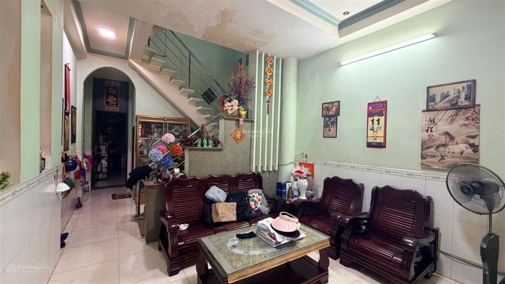 Thoại ngọc hầu 4m x 20m vuông vức  đường nhựa 9m ô tô ngủ trong nhà khu dân trí cao chỉ 8 tỷ nhỉnh