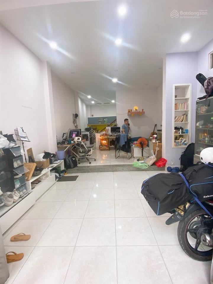 Trục cách mạng tháng 8  64m2 full nội thất  hẻm thông  đặc biệt ngang gần 5m chuẩn đẹp 6ty nhỉnh