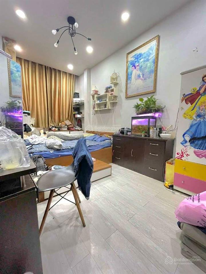 Giáp quận 11  đầm sen  gần 90m2  full nội thất  đặc biệt dt20tr/tháng ngang 4m5 nở hậu 11tỷ1