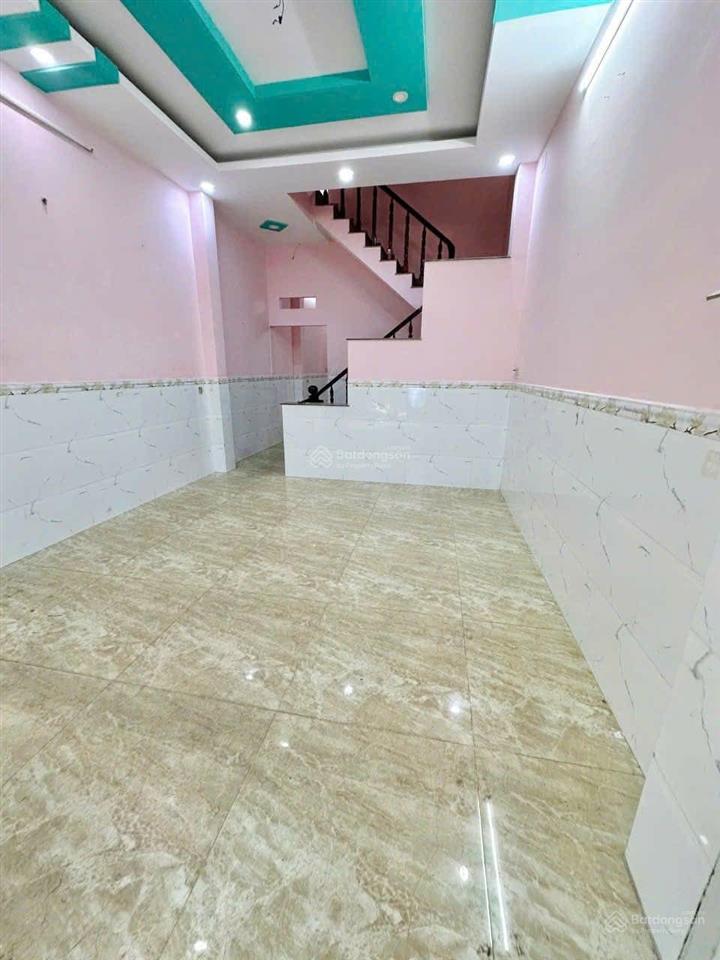 Sát tân hương  56m2  nở hậu 4 tầng đường nhựa 6m sát mặt tiền ôtô vào nhà chỉ hơn 6ty