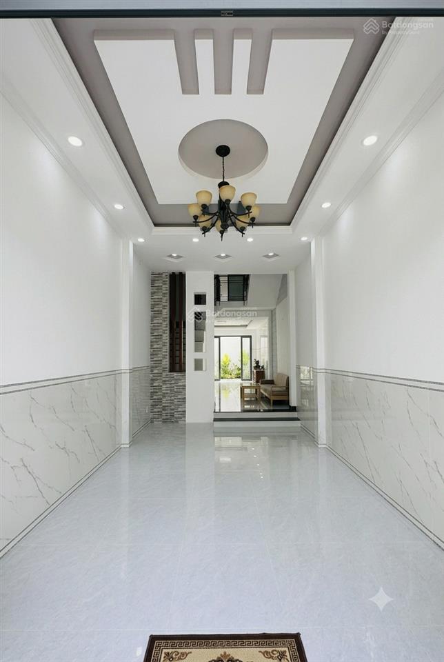 Mặt phố kinh doanh sát luỹ bán bích  chỉ còn 12ty síu  gần 90m2  tặng full nội thất 4 tầng
