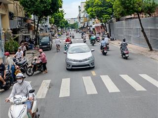 Mặt phố kinh doanh sát luỹ bán bích  chỉ còn 12ty síu  gần 90m2  tặng full nội thất 4 tầng