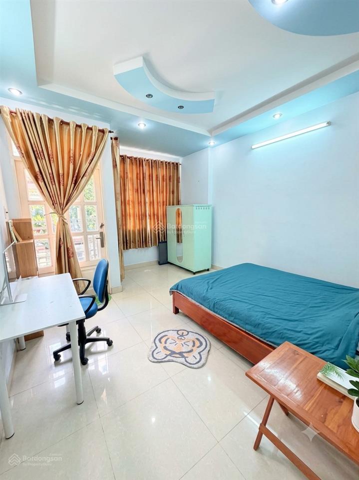 Tân phú phố kinh doanh ngay ỷ lan 80m2 đường 16m vỉa hè 3 tầng 4pn wc riêng chỉ còn 12tỷ nhỉnh