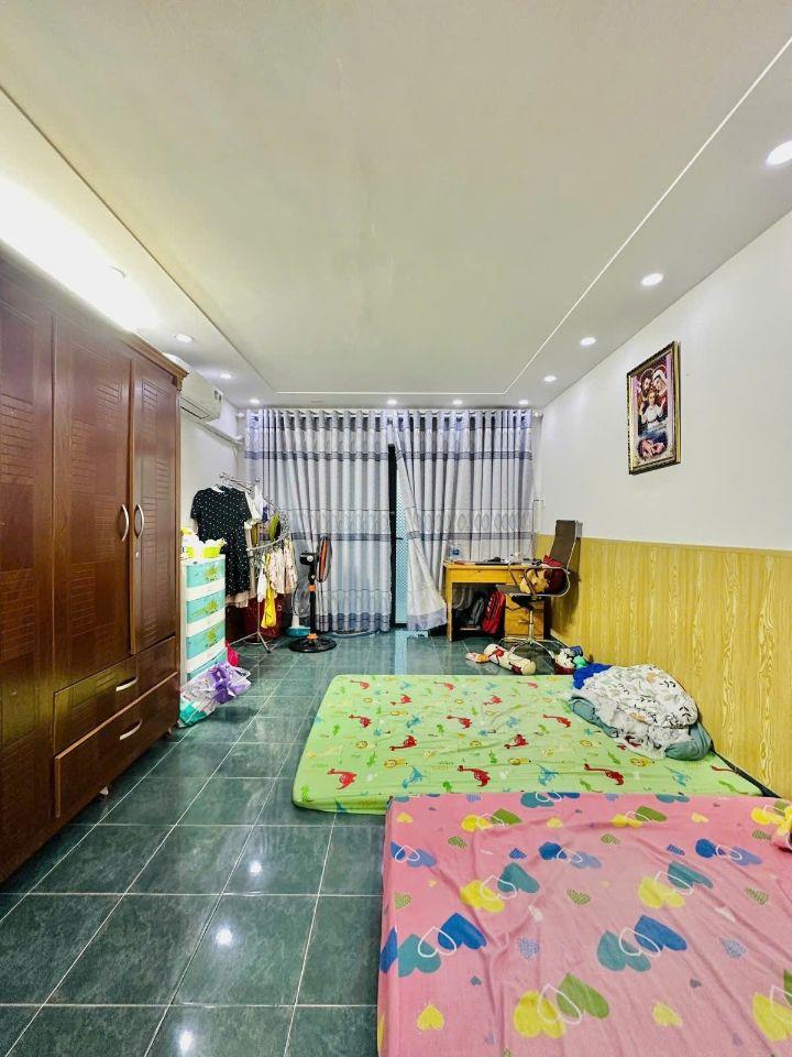 Nhà đẹp hẻm xe hơi Phạm Văn Hai đoạn gần Trường Sa - 51m2 - Kết cấu sẵn - Chỉ 7 tỷ hơn