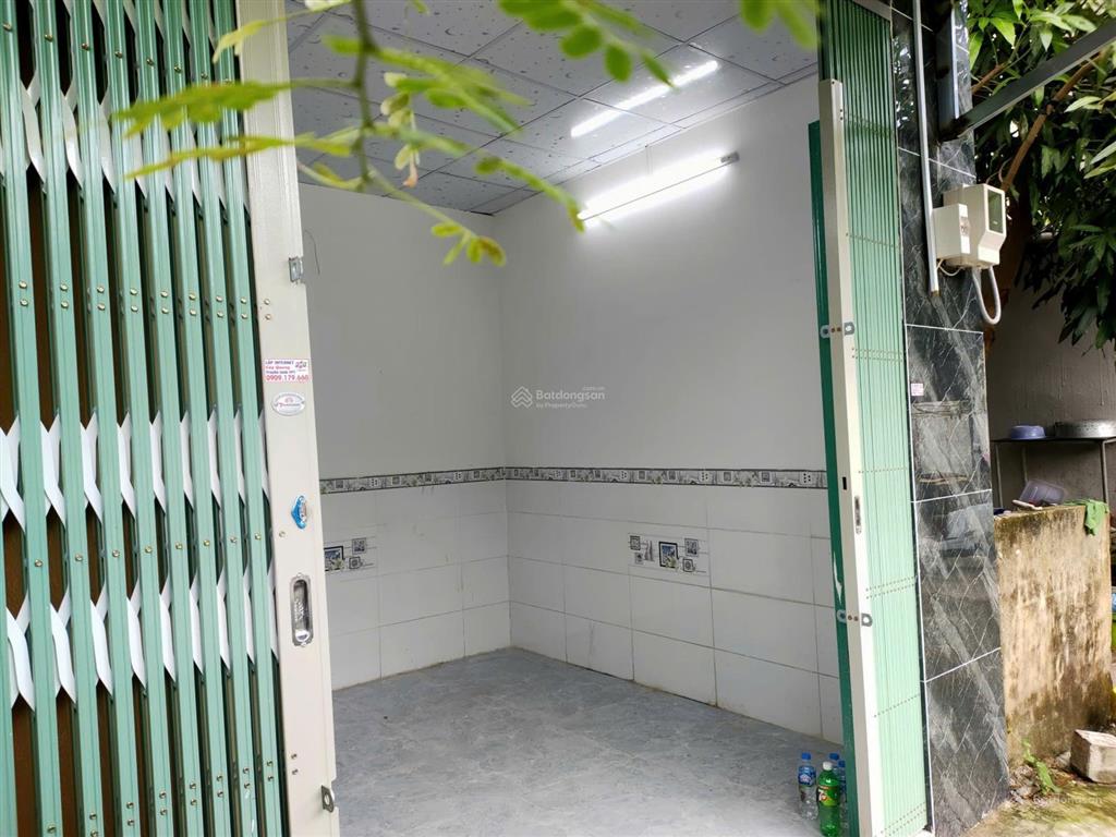Bán giá siêu hời vị trí đẹp đường xe hơi lê văn lương 826c long hậu