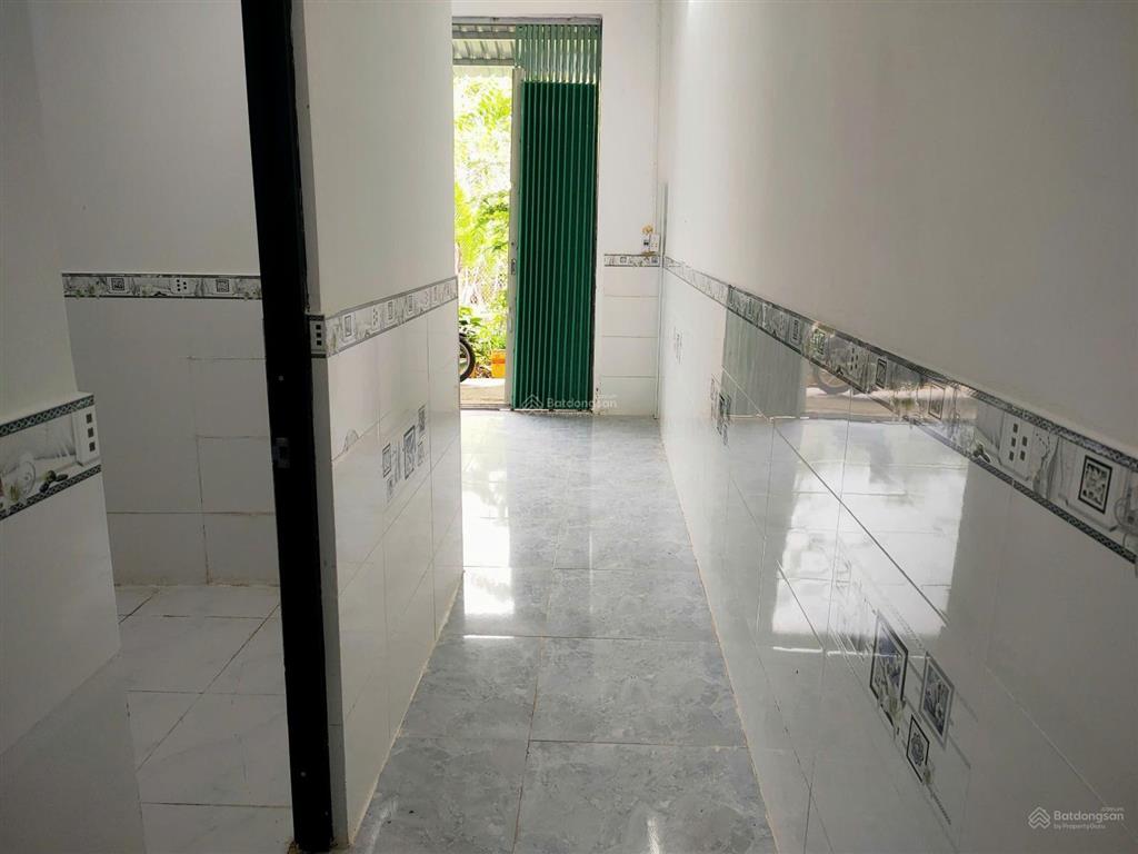 Bán giá siêu hời vị trí đẹp đường xe hơi lê văn lương 826c long hậu