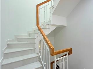 Bán np 54m2 tại đoàn văn bơ, q4, giá tốt 9,8 tỷ