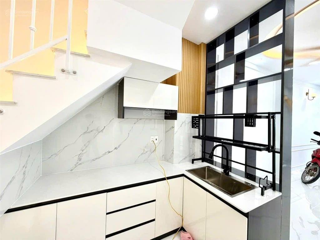 Bán sản phẩm cực độc và lạ mặt tiền đường kd nhỏ sổ hồng riêng