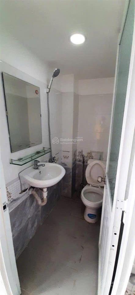 Bán nr tại 68 nguyễn văn tạo, 1,3 tỷ, 31m2, 2pn, 2wc, mặt tiền 3m