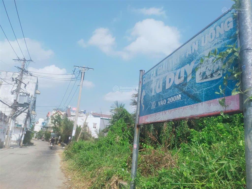 Bán nhà sổ hồng riêng giáp ranh q7 q8 đường đẹp hỗ trợ vay ngân hàng đang cho thuê