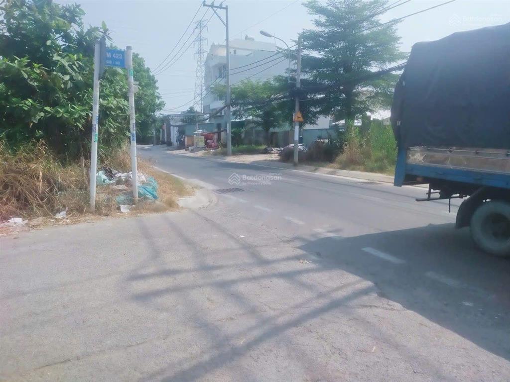Bán nhà sổ hồng riêng giáp ranh q7 q8 đường đẹp hỗ trợ vay ngân hàng đang cho thuê