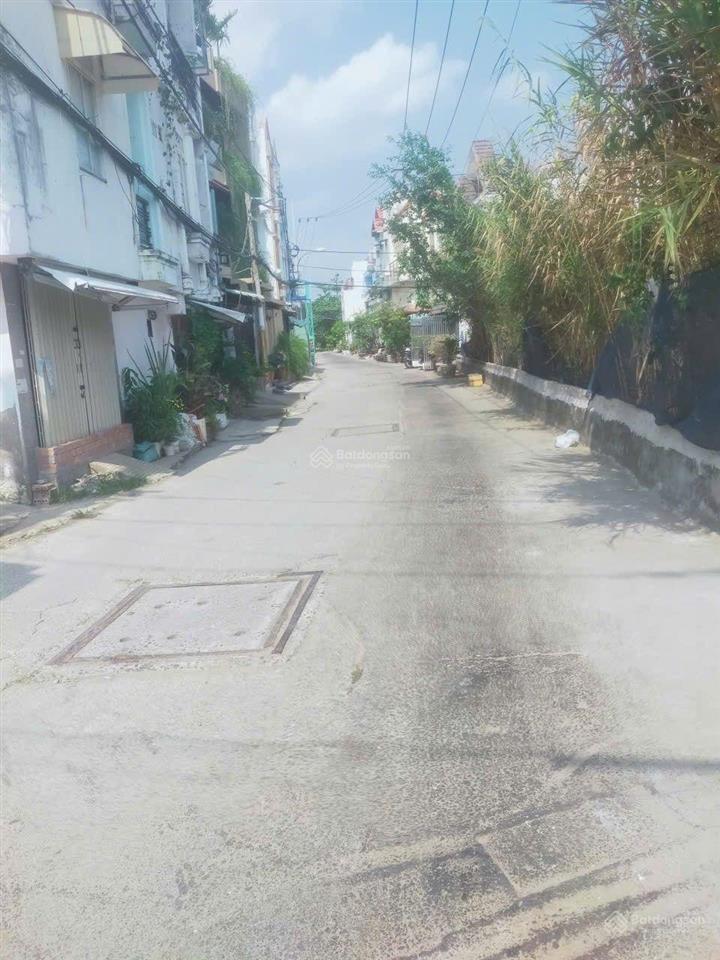 Bán nhà sổ hồng riêng giáp ranh q7 q8 đường đẹp hỗ trợ vay ngân hàng đang cho thuê