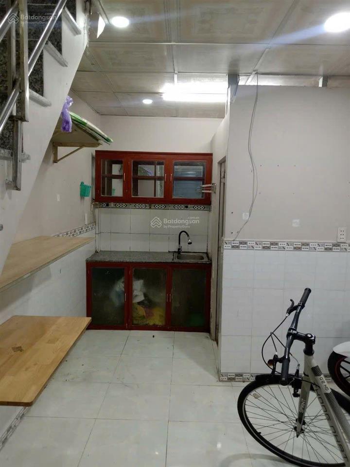 Bán nr 15m2 tại lê văn lương, 850 triệu, view đẹp, giá tốt
