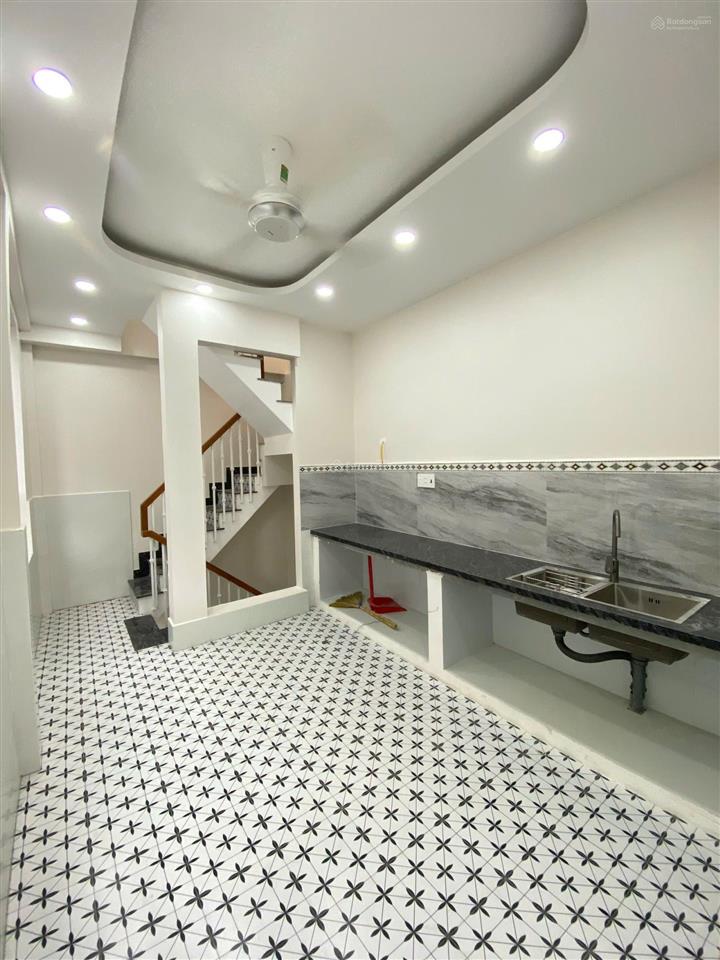 Bán np 65m2 tại 2295 huỳnh tấn phát, 6 tỷ vnd